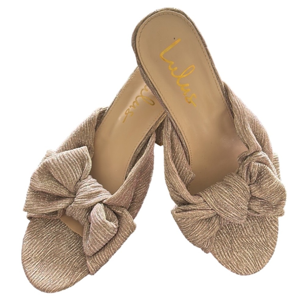 Lulu’s Dorethea Size 8.5 Knotted Bow Detail Shimmer Heels Slip On Open Toe
